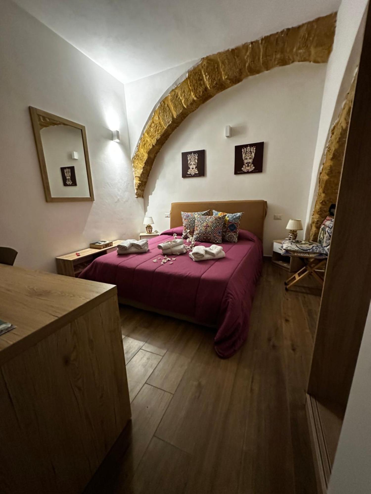 O Munti Rooms Agrigento Dış mekan fotoğraf